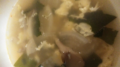 【切り干し大根の戻し汁活用】野菜ときのこの卵スープ
