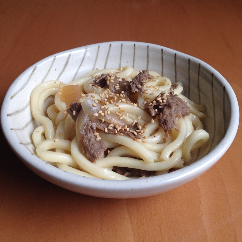 牛肉のごまみそ煮込みうどん♪