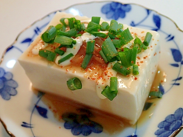 麺つゆ/マヨで　なめたけと葱のピリ辛冷奴