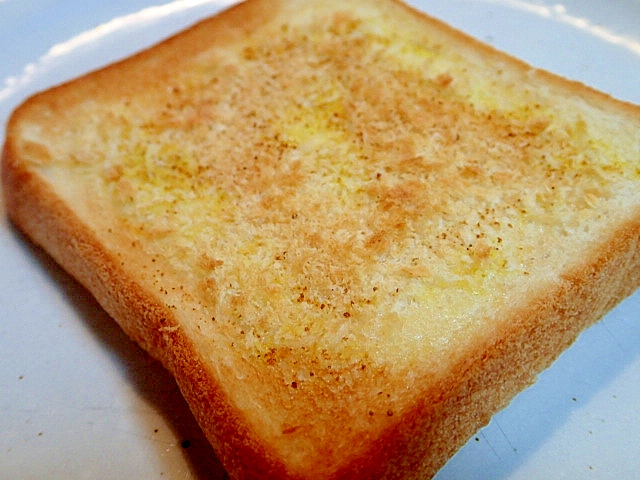 サクサク　カレーパン粉トースト
