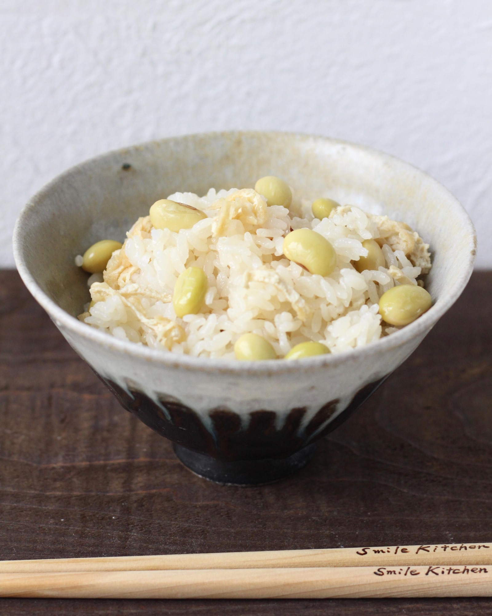 豆屋おすすめ！秘伝豆と油揚げの炊き込みご飯