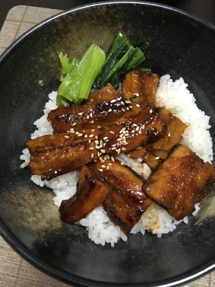 さんまの蒲焼き丼