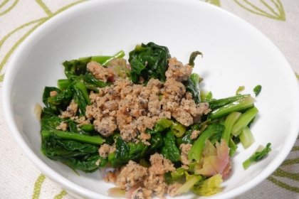 ほうれん草胡麻和え鮭フレークかけ