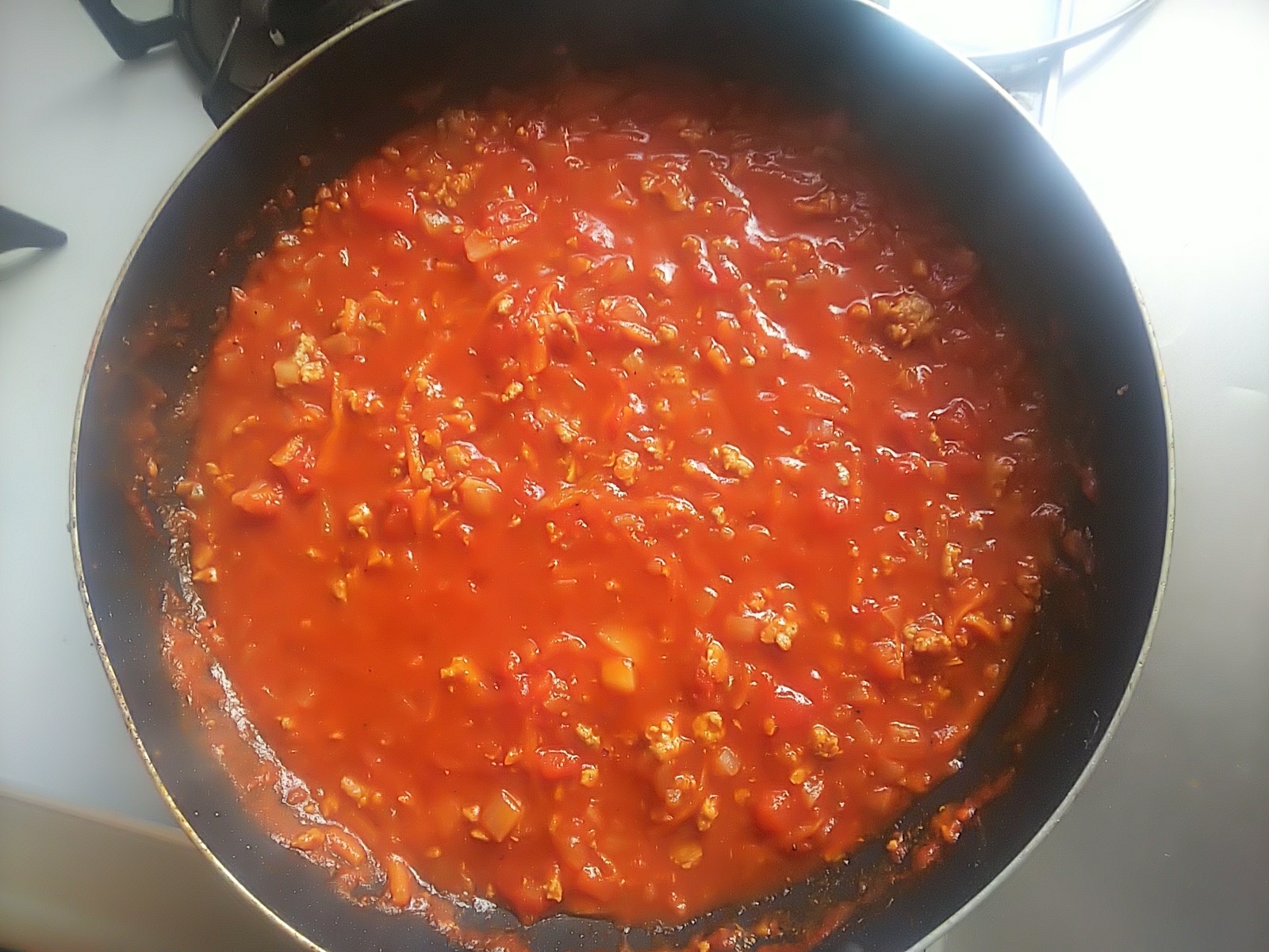 トマト缶とミンチですぐにできるミートソース