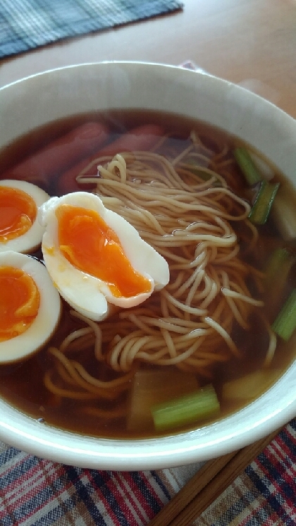 ラーメンにのせてみました☆
おいしかったです(๑´ڡ`๑)