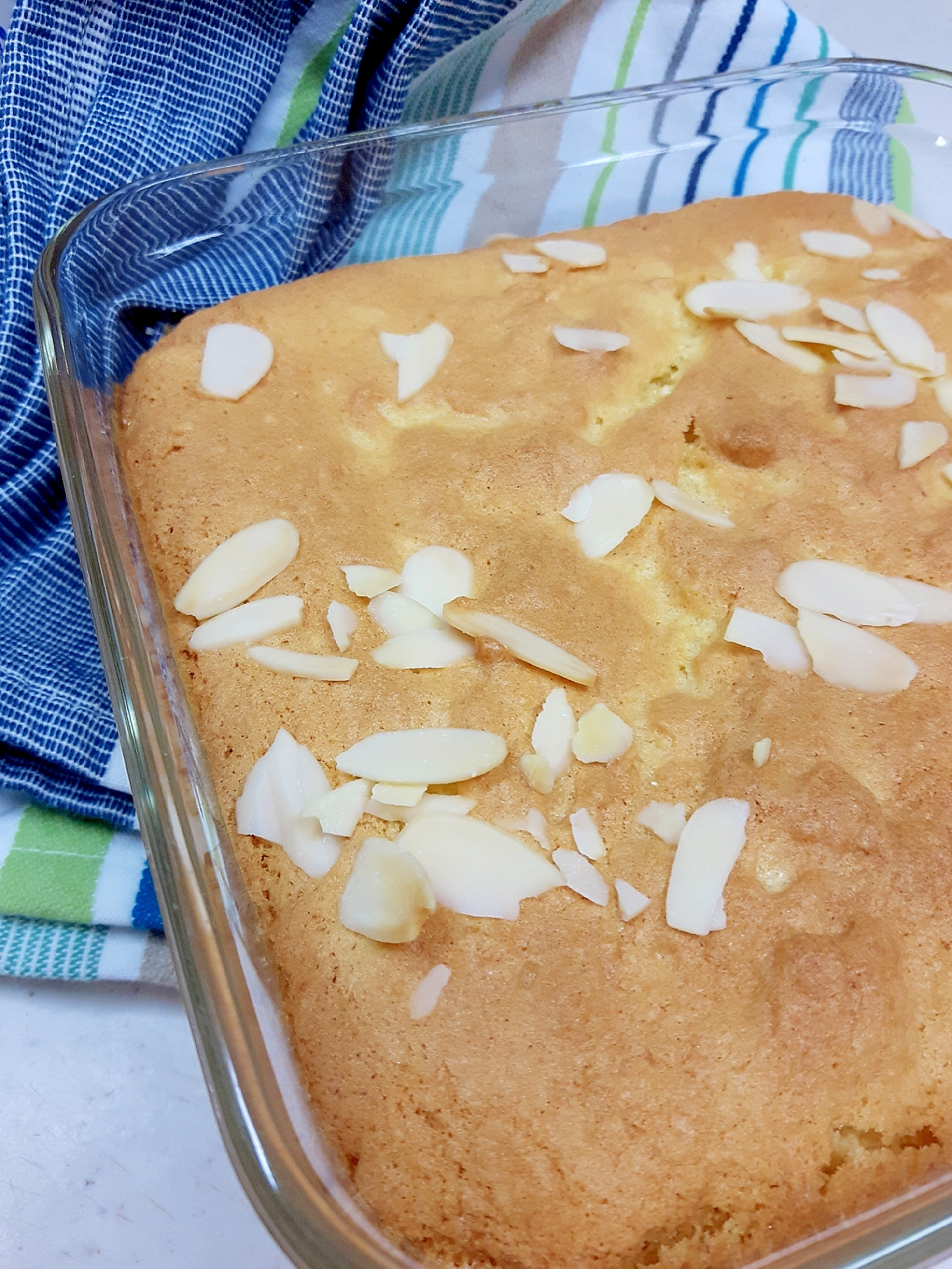 子供が喜ぶ ふんわりアーモンドケーキ レシピ 作り方 By Acchan66 楽天レシピ