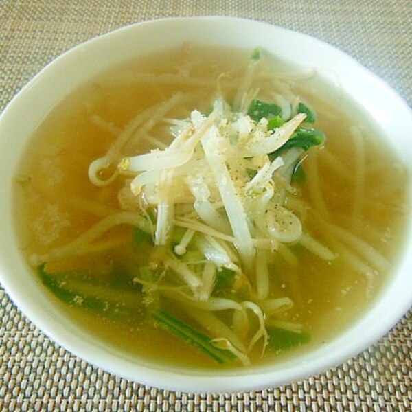 もやしと水菜のコンソメスープチーズ風味 レシピ 作り方 By エゾモモンガさん 楽天レシピ もやしと水菜のコンソメスープチーズ風味 レシピ 作り方 By エゾモモンガさん 楽天レシピ