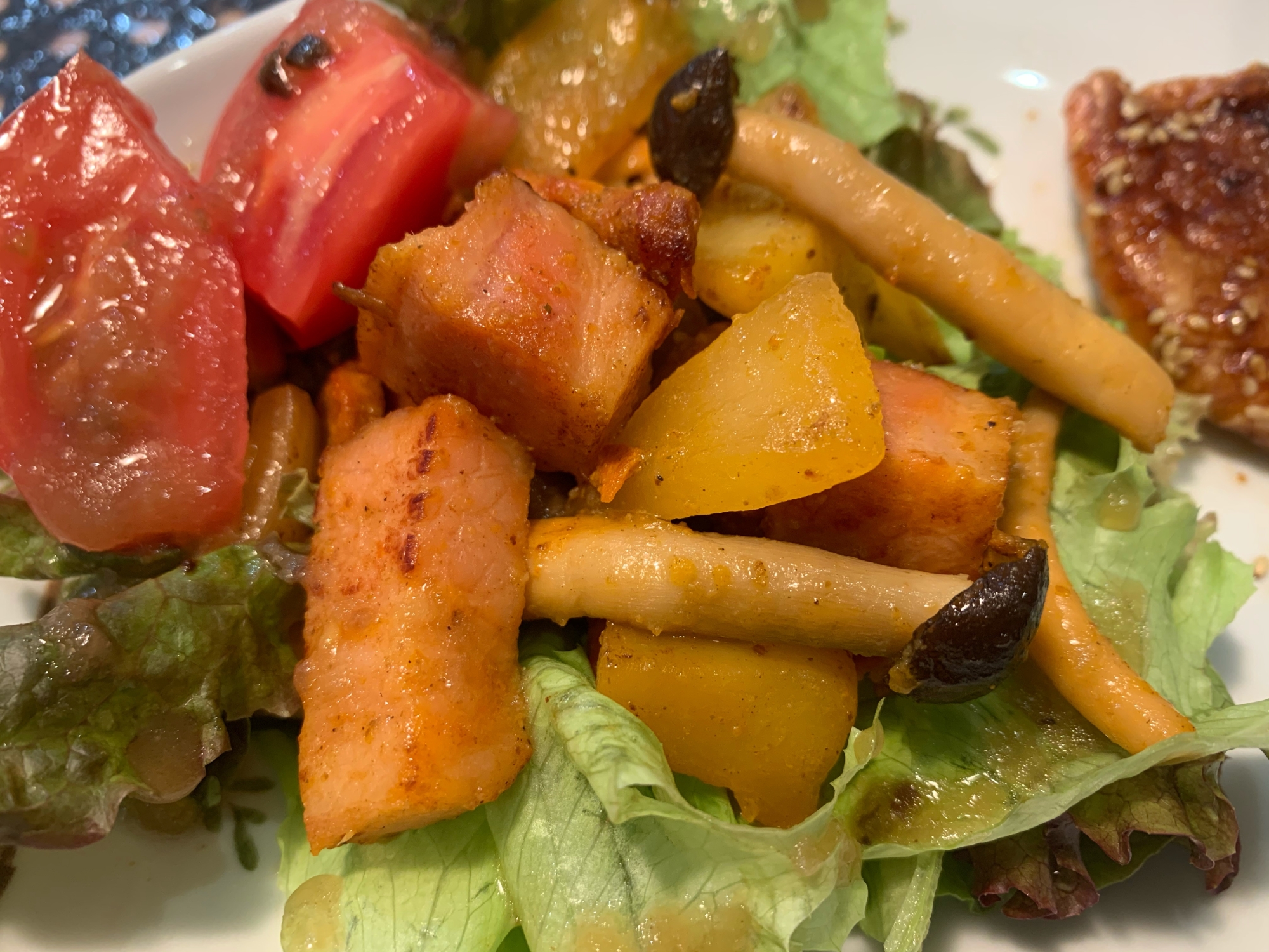 厚切りベーコンとキノコのカレー風味なホットサラダ レシピ 作り方 By ひろぱんだ 楽天レシピ