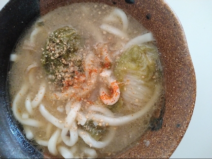 味噌汁リメイク♪味噌煮込みうどん♪