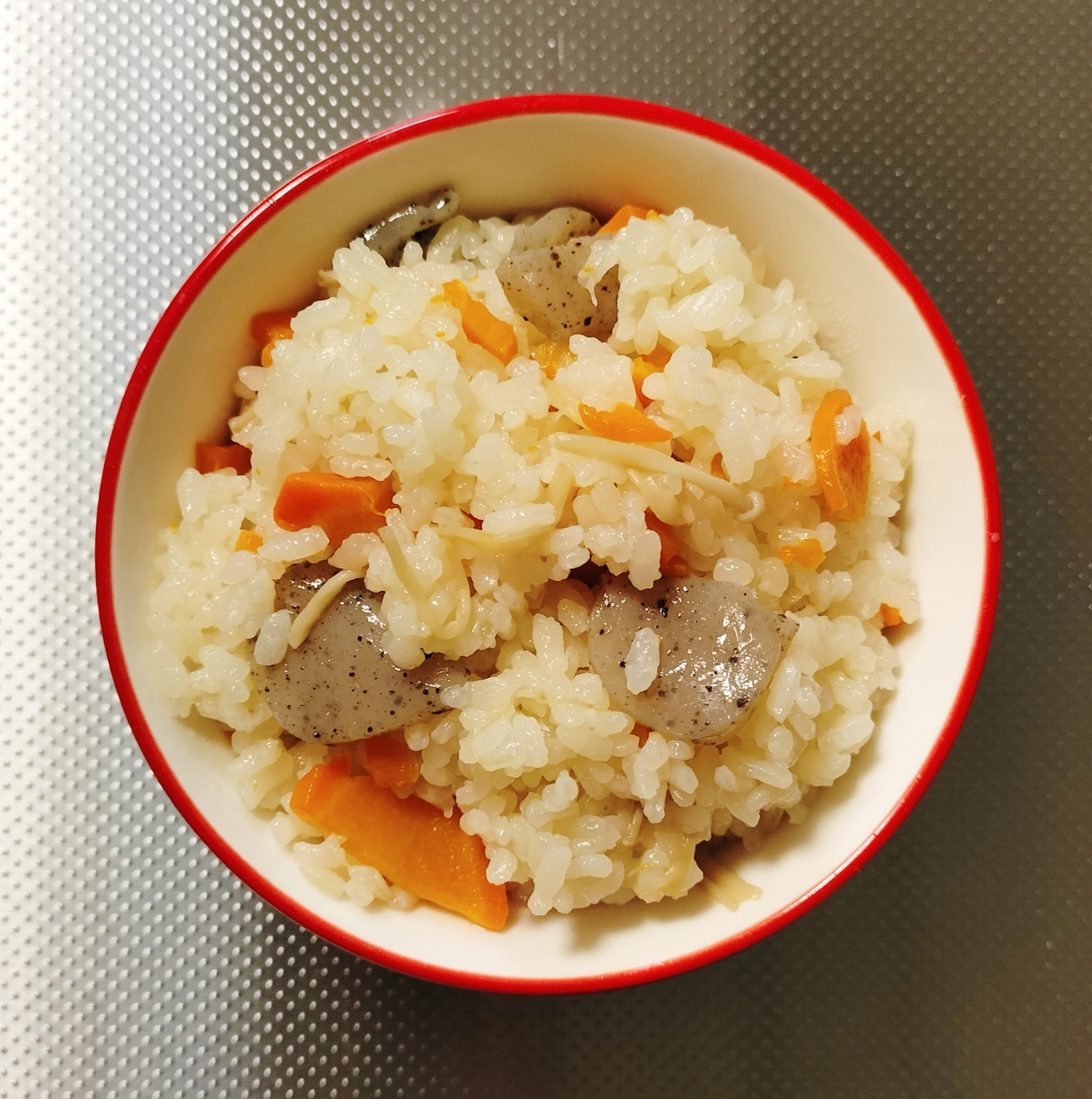 【ほっこり♪】こんにゃく炊き込みご飯