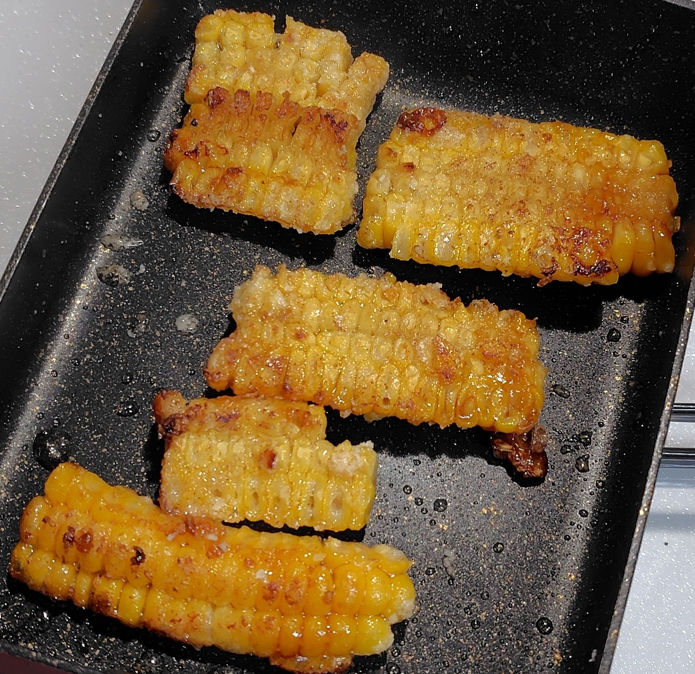 とうもろこしのバター醤油焼き