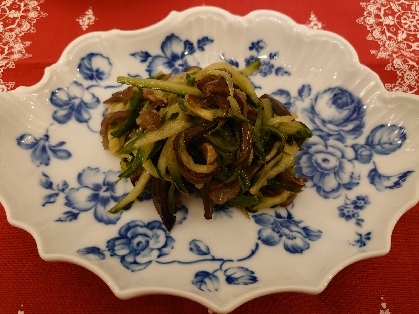 生きくらげときゅうりの酢の物