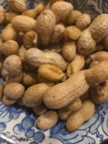 ふつう☆落花生の塩茹で