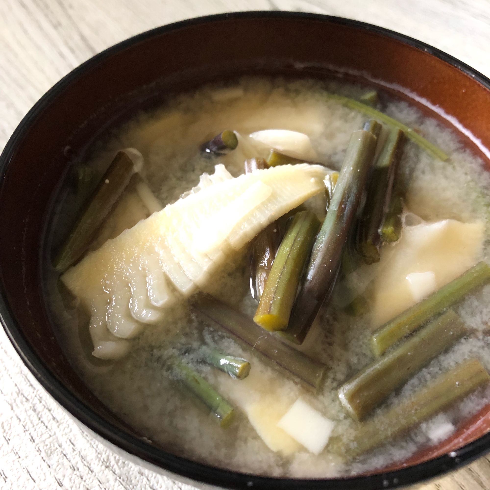 竹の子とワラビの味噌汁