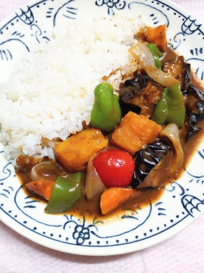 夏野菜がごろごろ♪食欲増進！夏カレー★