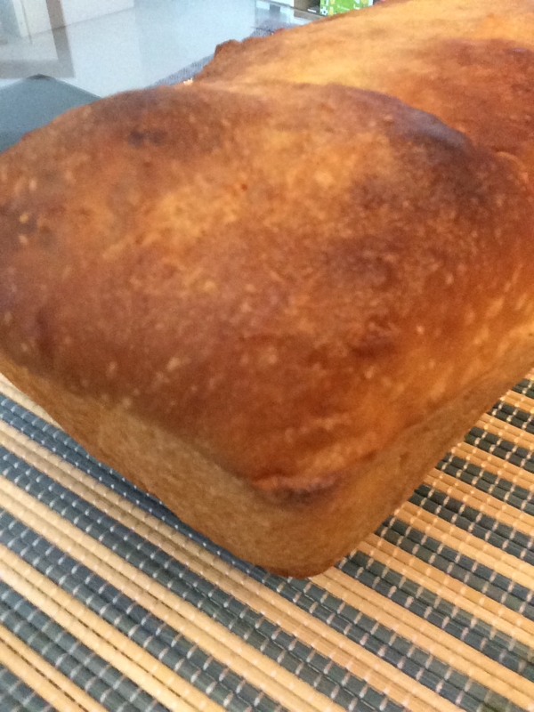 手作りブリオッシュ食パン♪1斤 パウンドケーキ型で