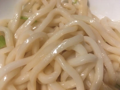 簡単！！具なし味噌マヨうどん