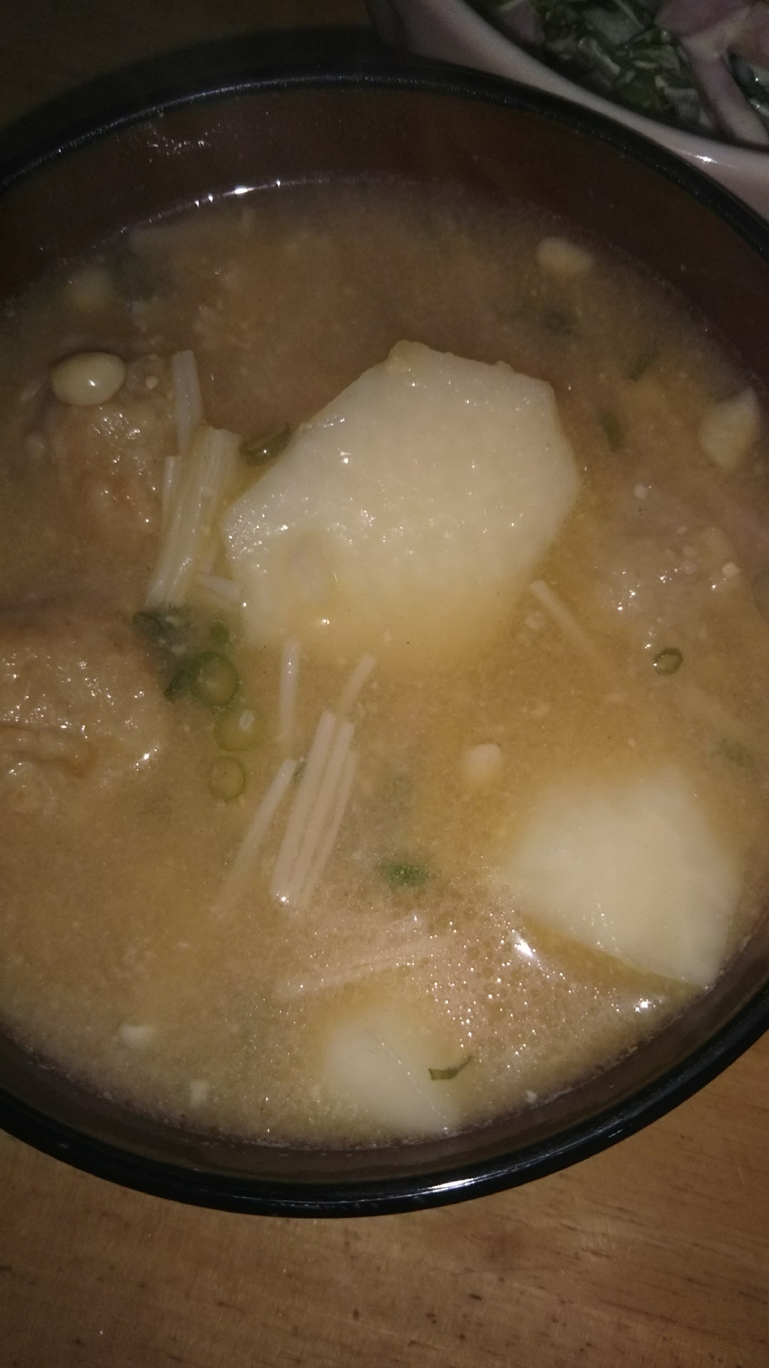 鶏団子と里芋のお味噌汁(о´∀`о)