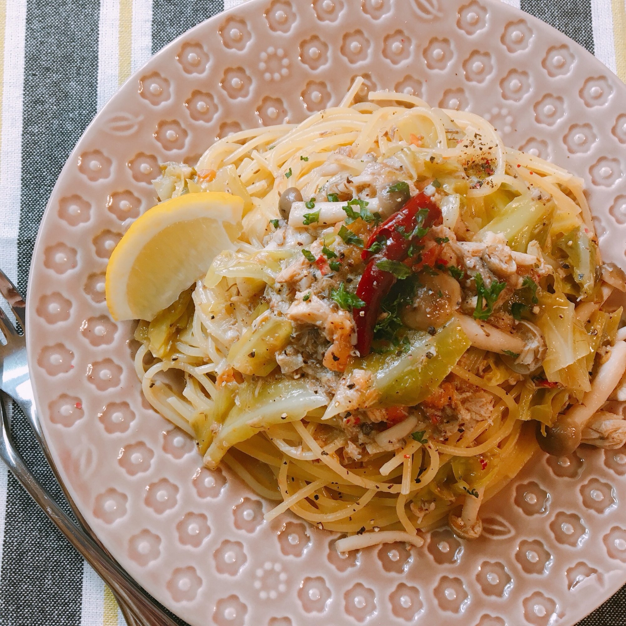 簡単♡ランチに♡サバ缶とキャベツのパスタ