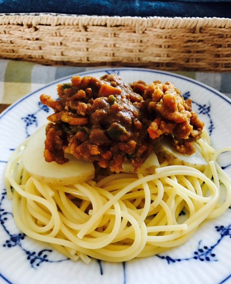 大豆ミートと新じゃがのカレーパスタ