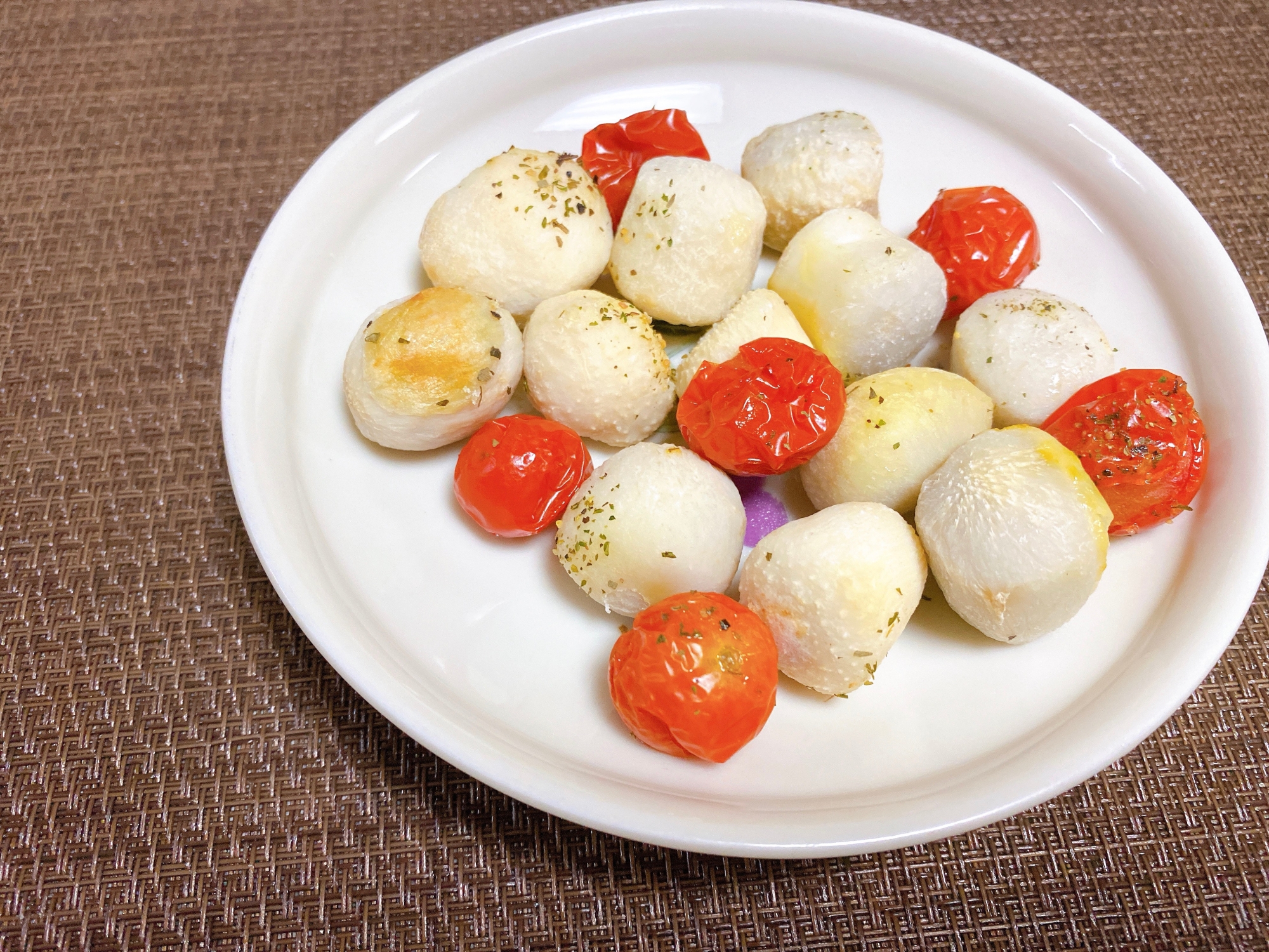 さといもとミニトマトのオーブン焼き レシピ 作り方 By めんどくさがり社員 楽天レシピ さといもとミニトマトのオーブン焼き レシピ 作り方 By めんどくさがり社員 楽天レシピ