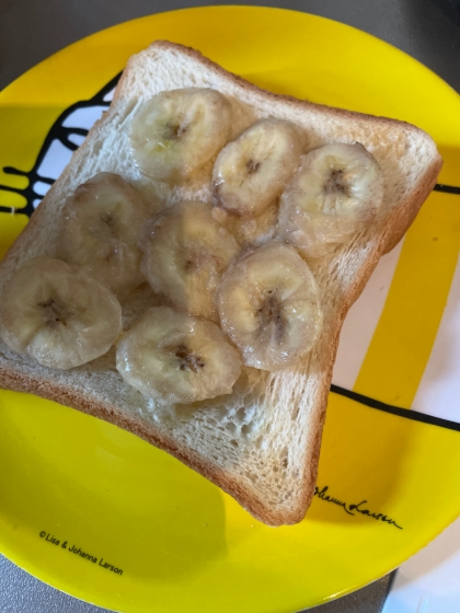 朝食やおやつに‼バナナバタートースト