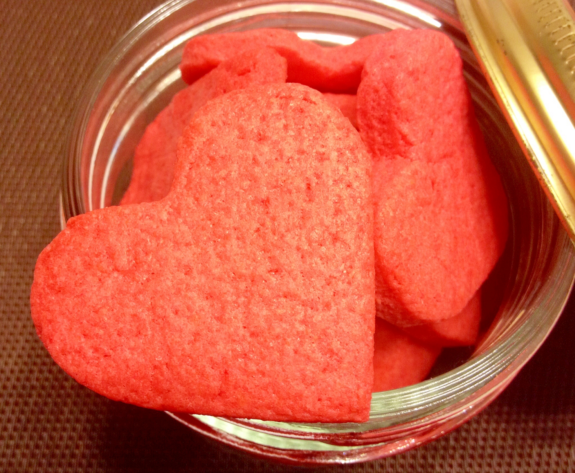 きれいな 赤いハートのクッキー バレンタインにも レシピ 作り方 By Balletmom 楽天レシピ きれいな 赤いハートのクッキー バレンタインにも レシピ 作り方 By Balletmom 楽天レシピ