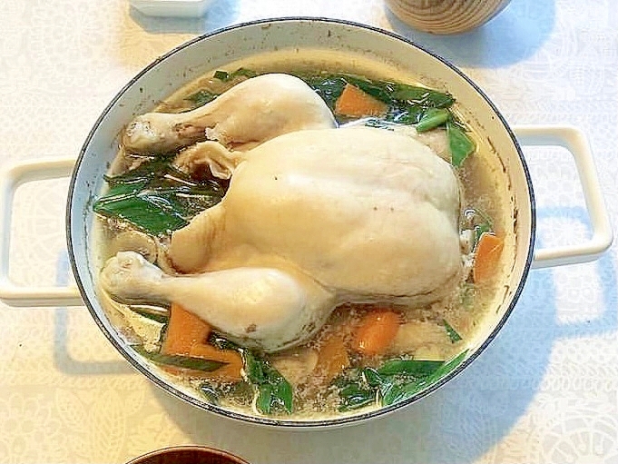 丸鶏で参鶏湯鍋