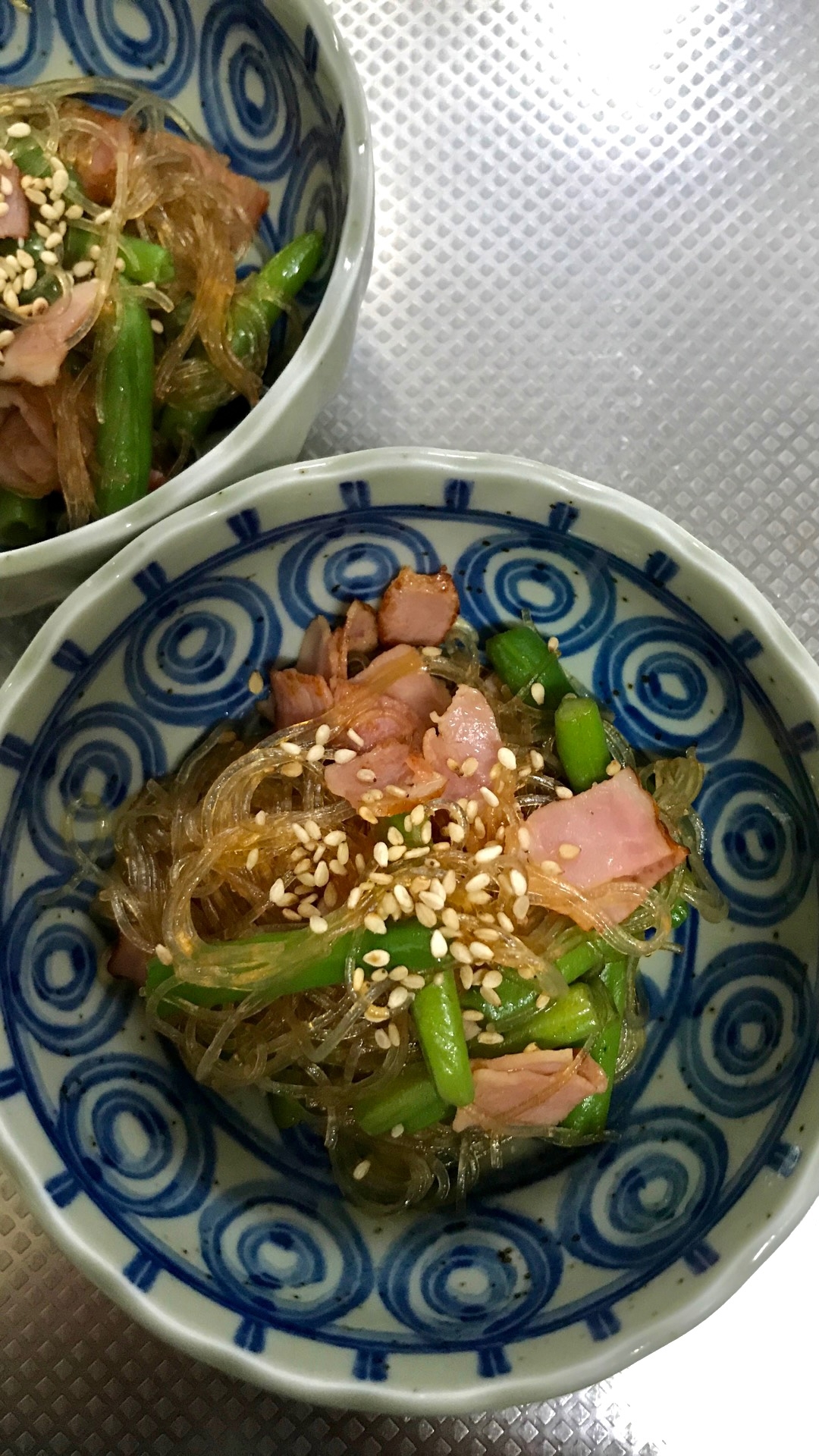 春雨とベーコンとインゲンの醤油味炒め