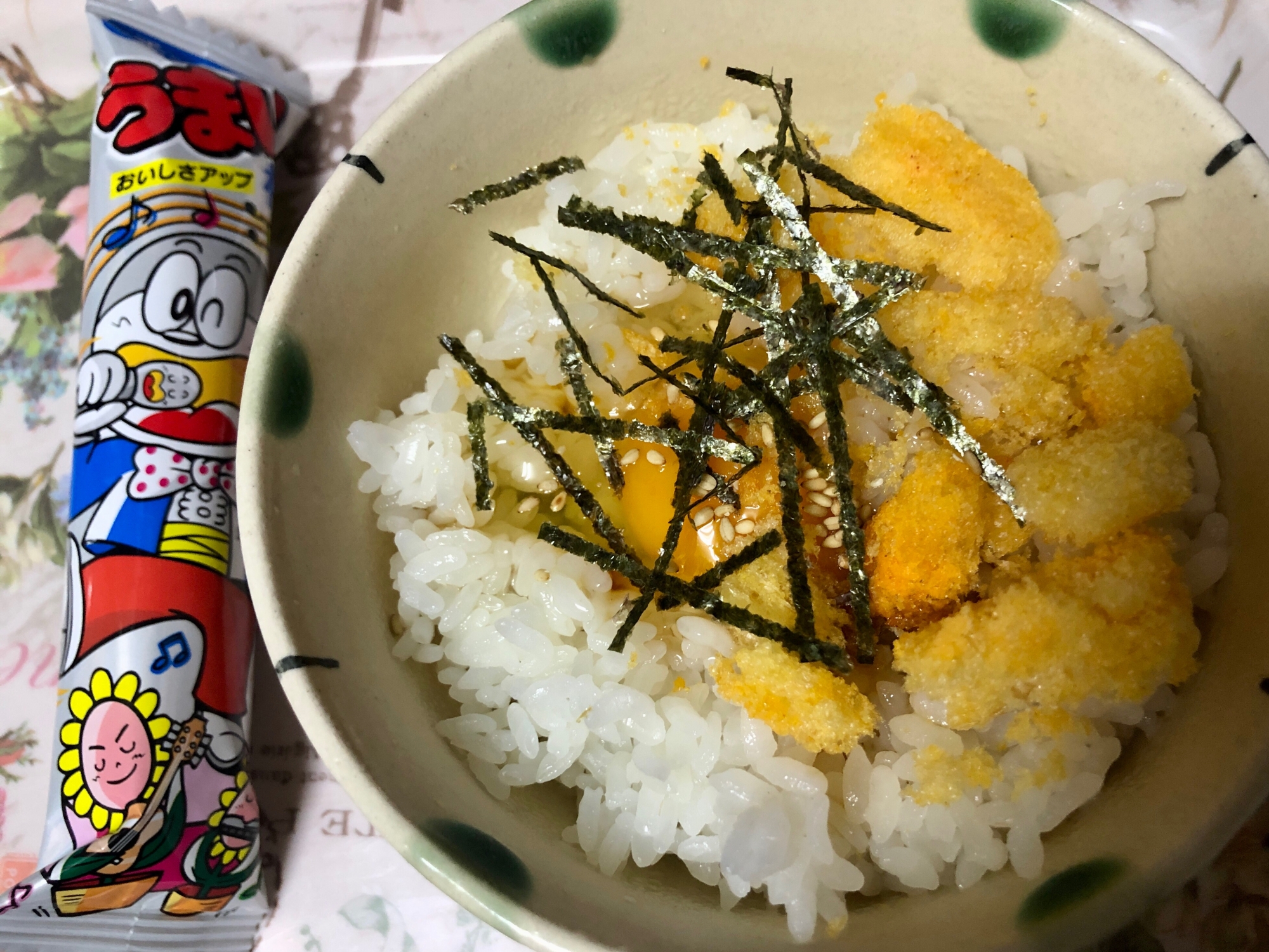 サクサク新食感 チーズうまい棒入り卵かけご飯 レシピ 作り方 By りんりんりん 楽天レシピ