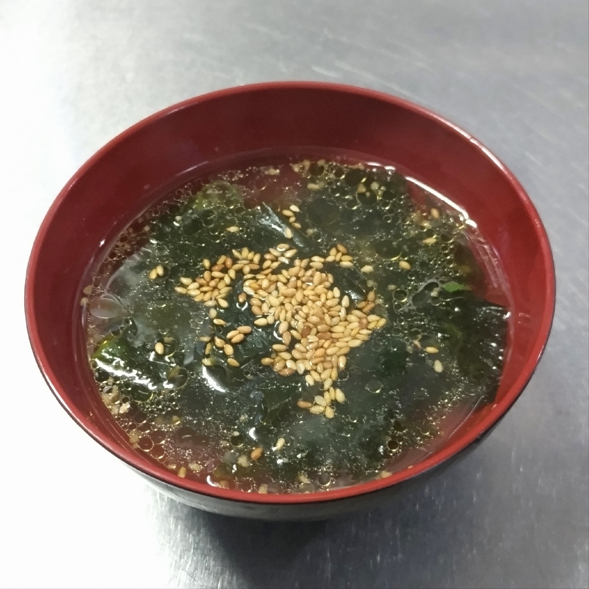 わかめスープ