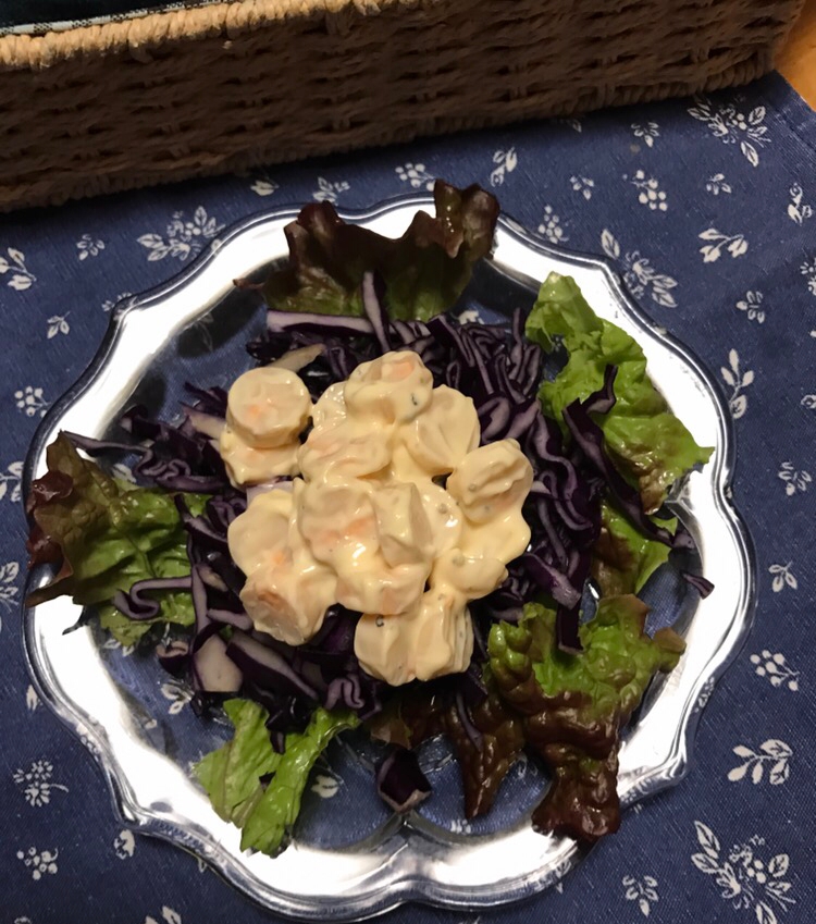 紫キャベツとチーカマのサラダ