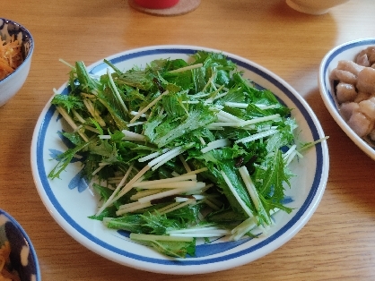 かんたん！混ぜるだけ！水菜と塩昆布のおつまみ