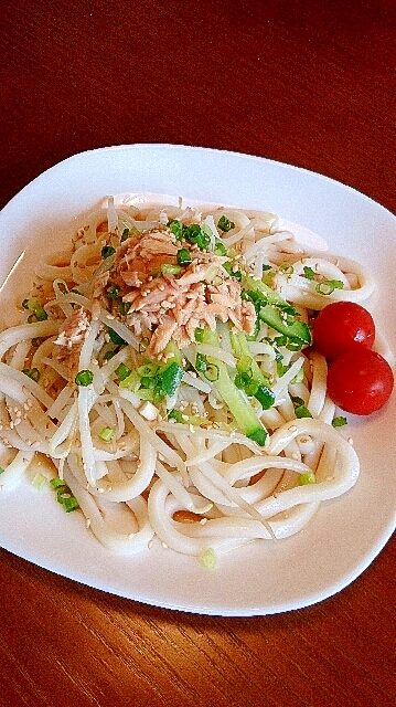 簡単☆夏にピッタリ☆サラダうどん