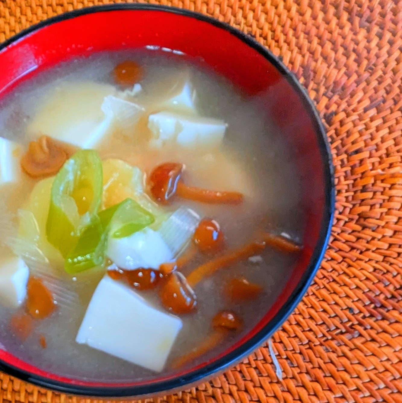 なめこの味噌汁