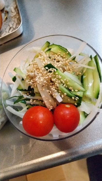 こんばんは☆彡
さっぱり箸休めにちょうどよいですね！ポン酢と胡麻油もよくあって良かったですp(^-^)q
ありがとうございました！