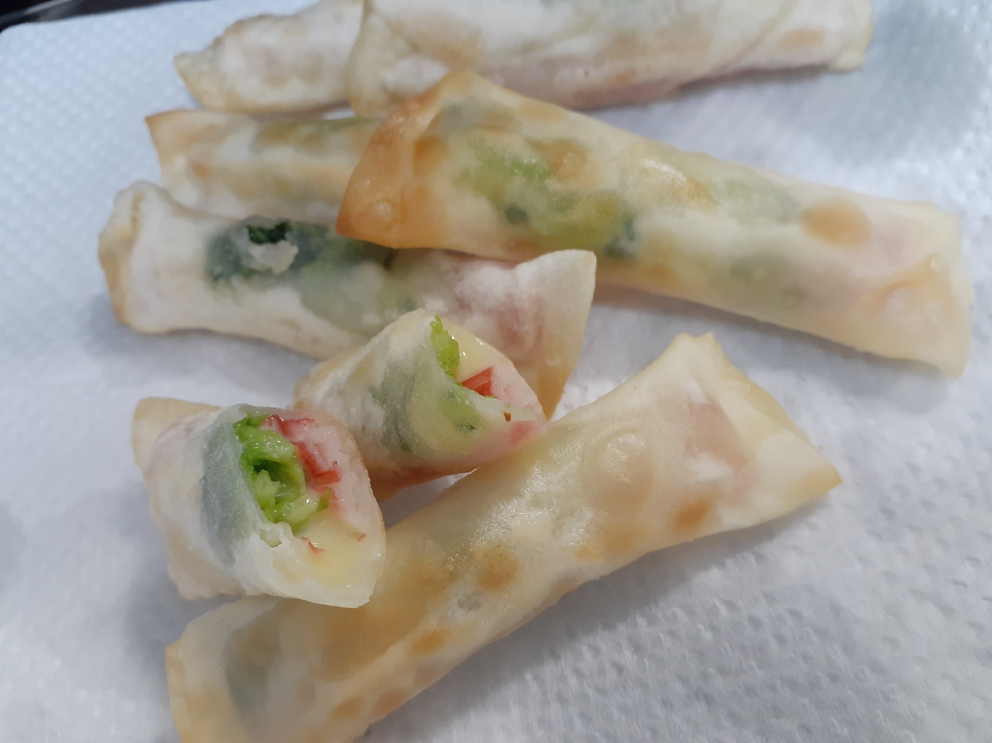 手が止まらん!ブロッコリー入りカリカリチーズ揚げ