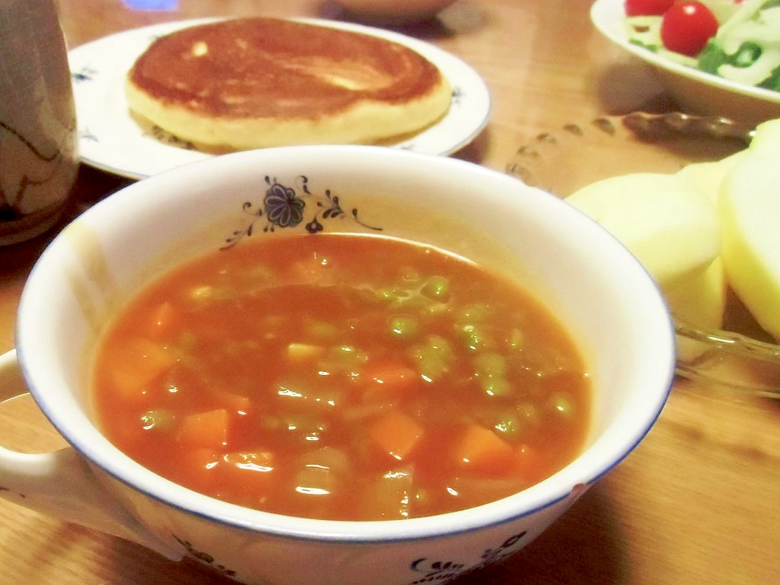 スプリットピーとハヤシルーのスープ
