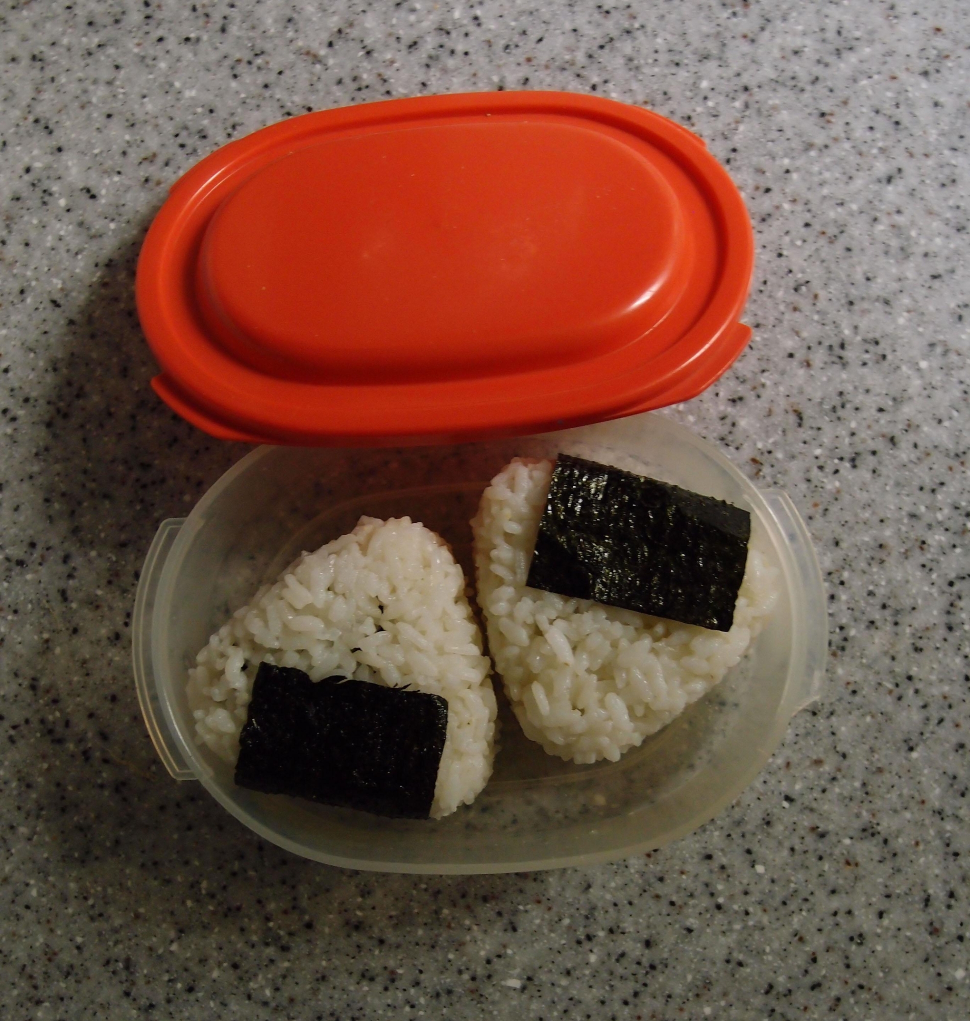 むかごの塩炒め☆おにぎり弁当