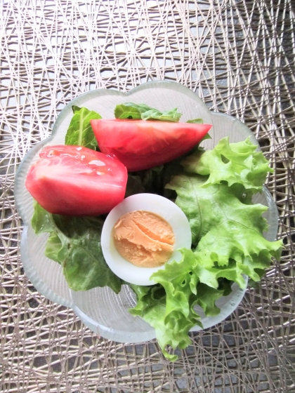 ゆで卵トマト♪青シソドレッシングサラダ