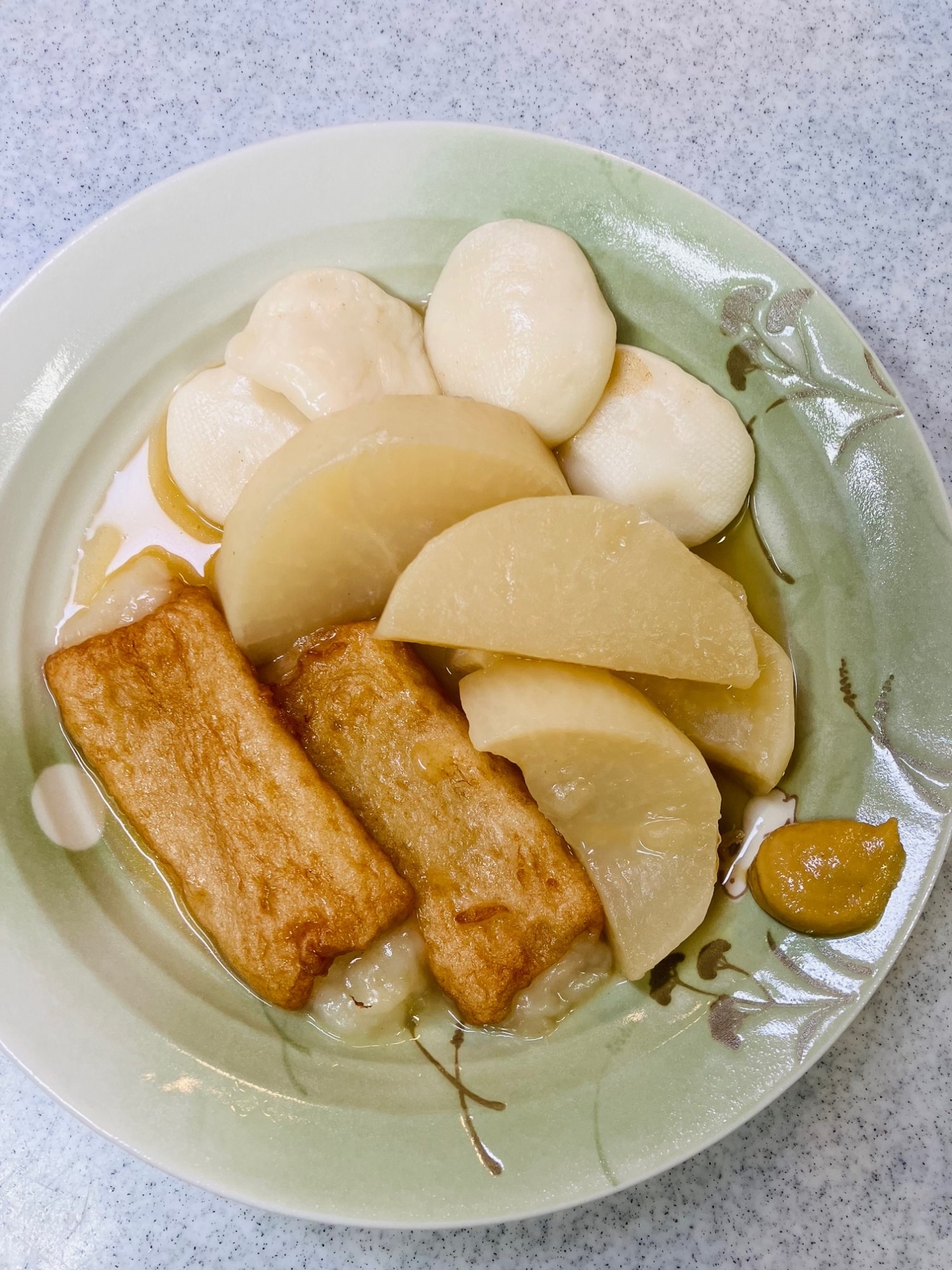 おでん☆ひよこ おでんの素で簡単3品おでん レシピ・作り方 by ひよこピッピ - 楽天レシピ