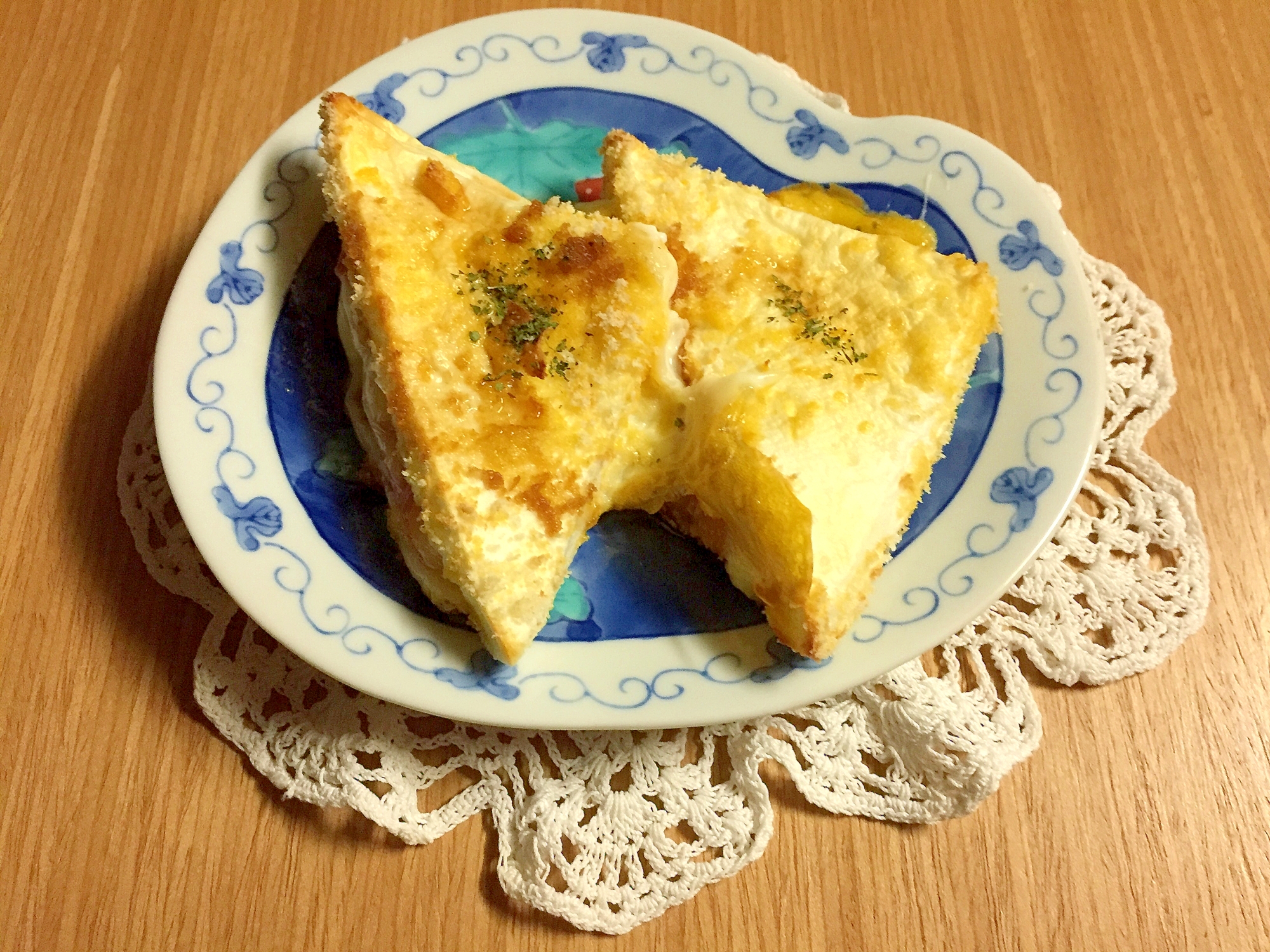 熱々ふわふわっとーろとろ♪はんぺんのハムチーズ焼き