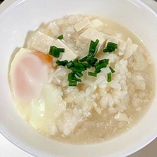 豆腐のすまし汁で　☆　落とし卵入りおじや