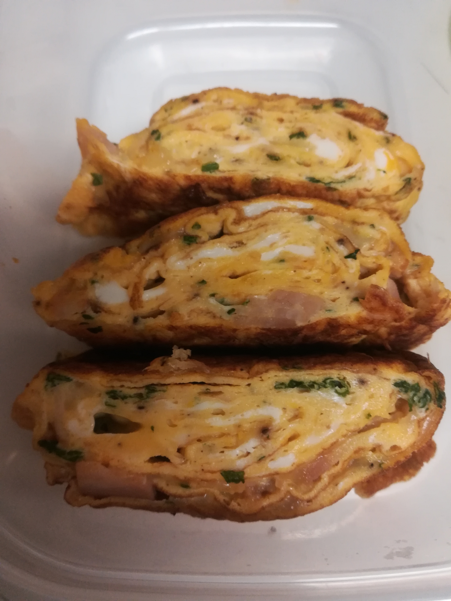 ベーコンとチーズの醤油麹卵焼き