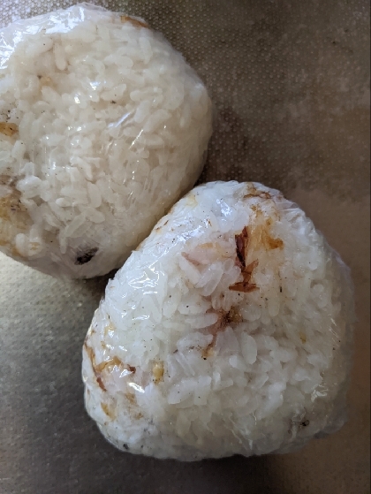 おかかおにぎり