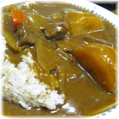 こんにちわ（＾ｃ＾）　２種類のカレールウで、濃厚な旨みとコクに！　とっても美味しかったです♪　ご馳走さまでした＾＾*