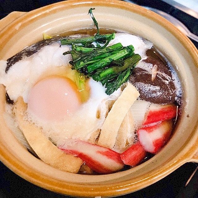 たまには変わり種で☆鱈の鍋焼きうどん