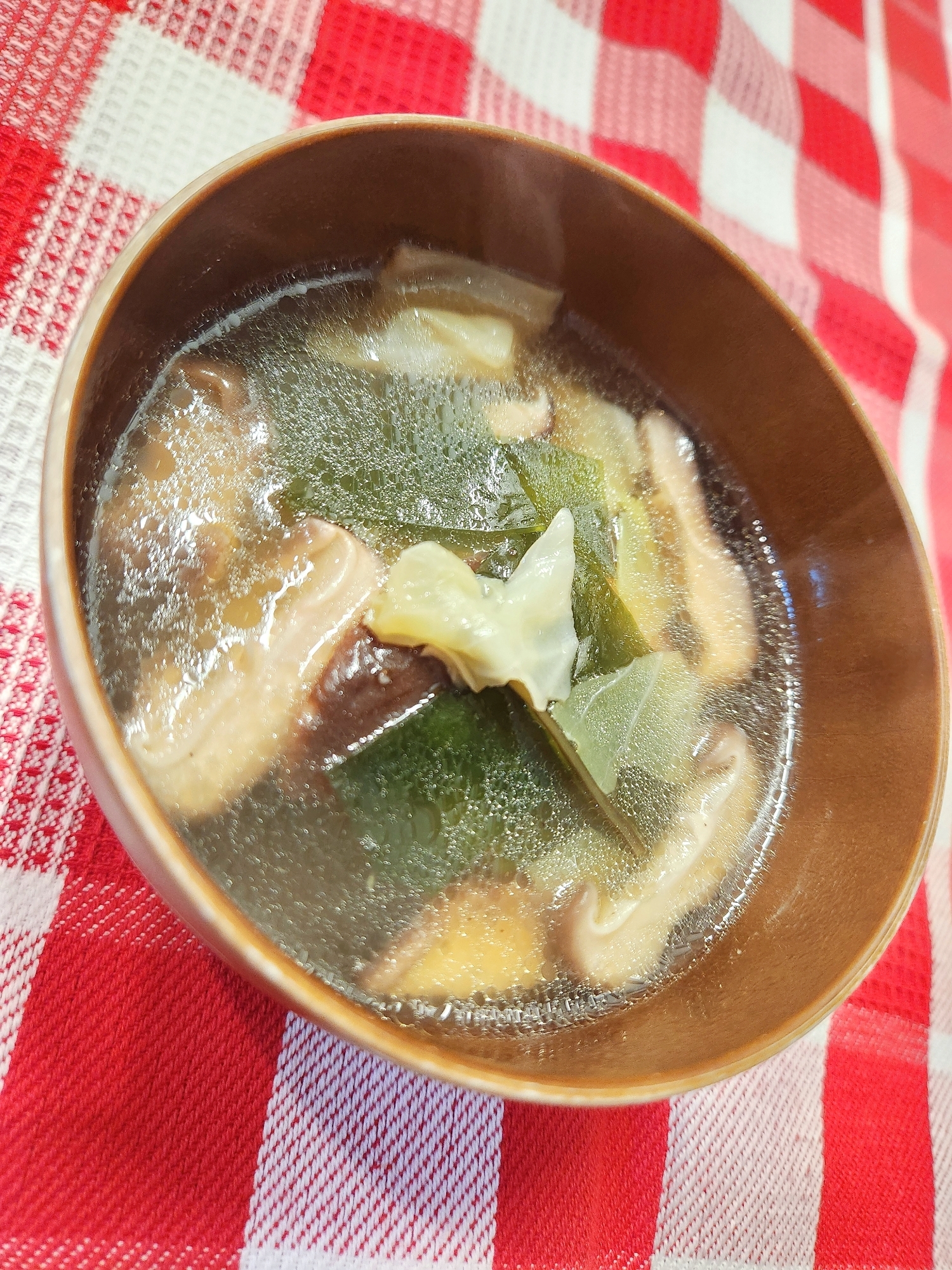 【汁物】キャベツと椎茸の中華スープ