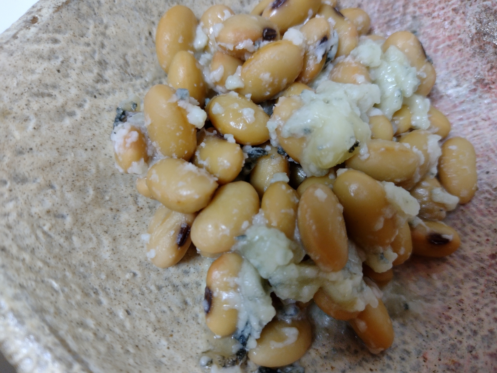 大豆のブルーチーズ和え