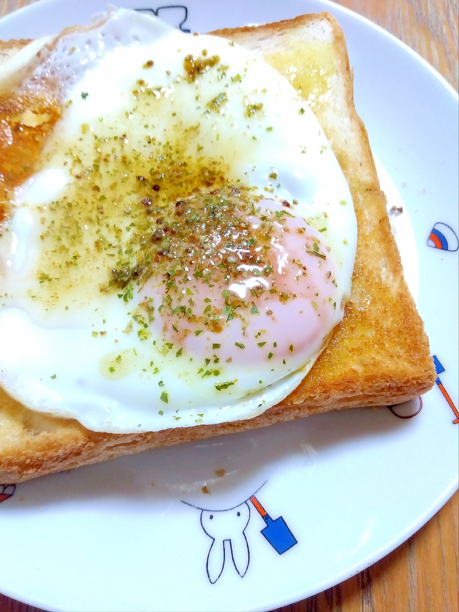 甘じょっぱうま！目玉トースト